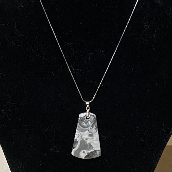 Natural Black & White Agate Pendant, Large Genuine Gemstone Pendant - Picture 6 of 10